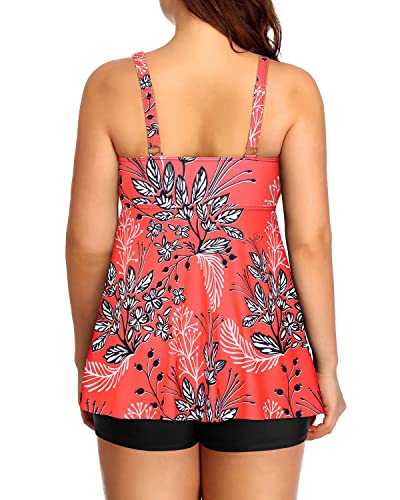 Flattering Fit Plus Size Tankini Swimsuits For Women Shorts-Red Floral